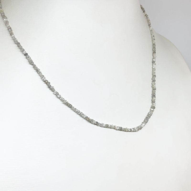 Collier Diamant Gris clair