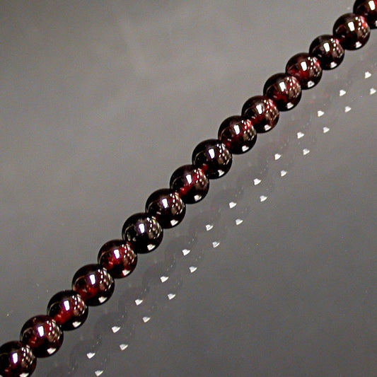 Collier Grenat