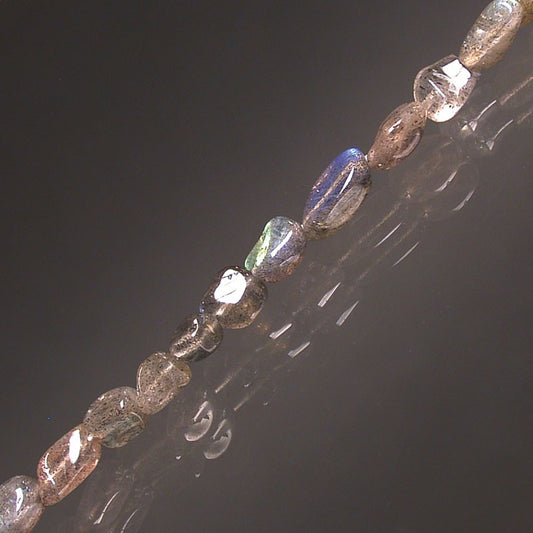 Collier Labradorite grain